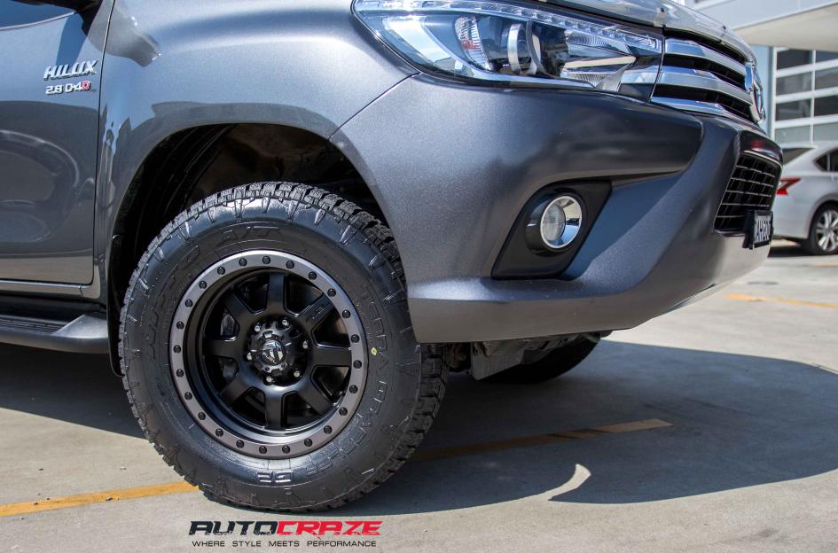 TOYOTA HILUX N80 4WD TROPHY MATTE BLACK WITH ANTHRACITE RING